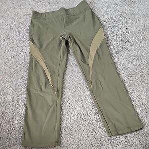 E7🔹️Forever 21 Olive Green Leggings